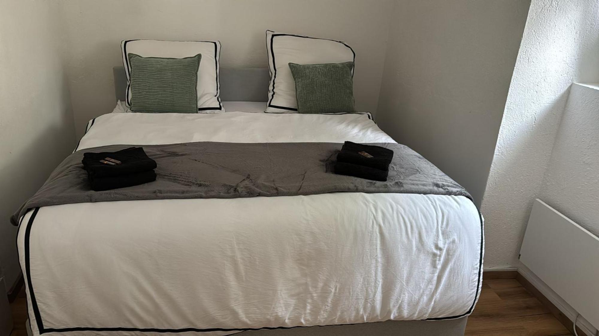 Schoene Ferienwohnung Schottwien Esterno foto